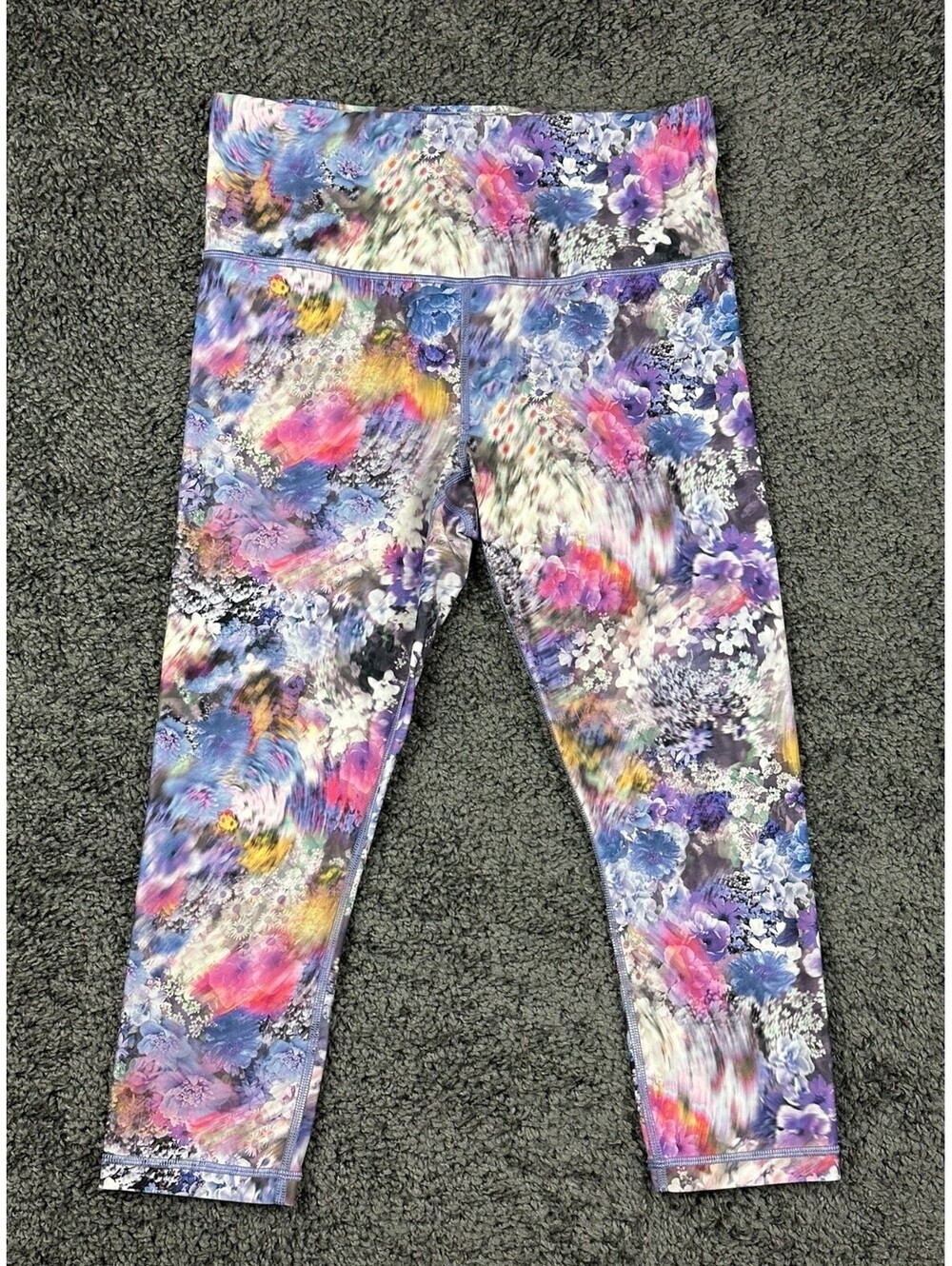 Athleta Elation Capris Floral High Rise Leggings Medium M Activewear
